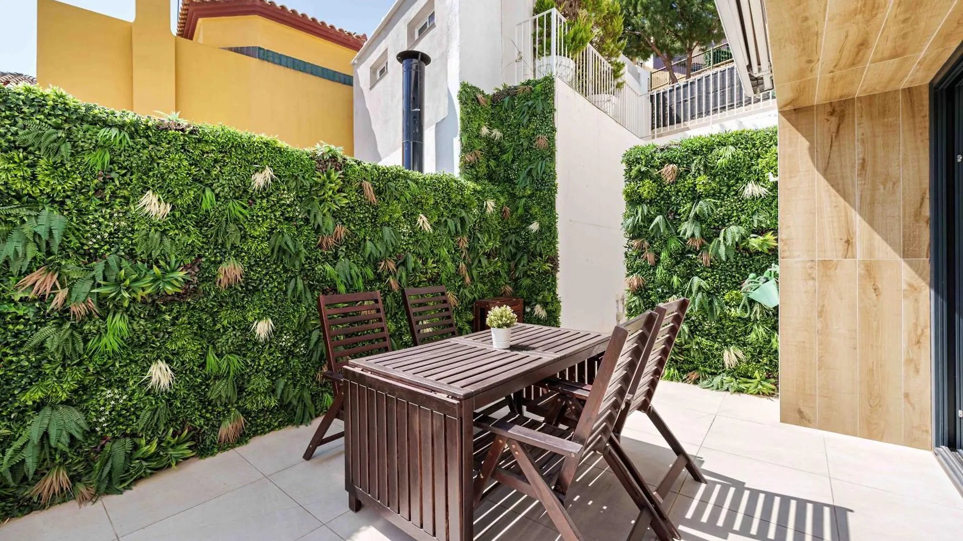 Fabulosa Villa Foresta En Torremolinos Para Familias Con Piscina Privada