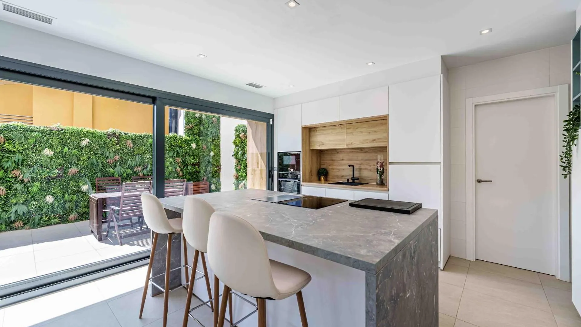 Fabulosa Villa Foresta En Torremolinos Para Familias Con Piscina Privada Апартаменты